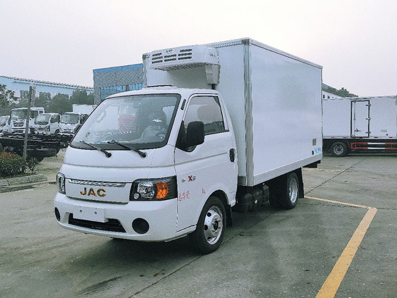国六 江淮康铃X5汽油冷藏车